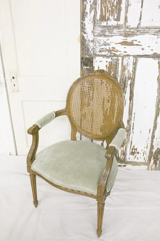 Cameo+Chair.jpg