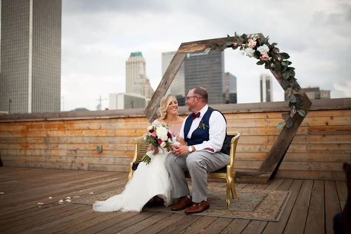 Boyer-wedding-settee-tulsa-rentals-lavintageok.jpg