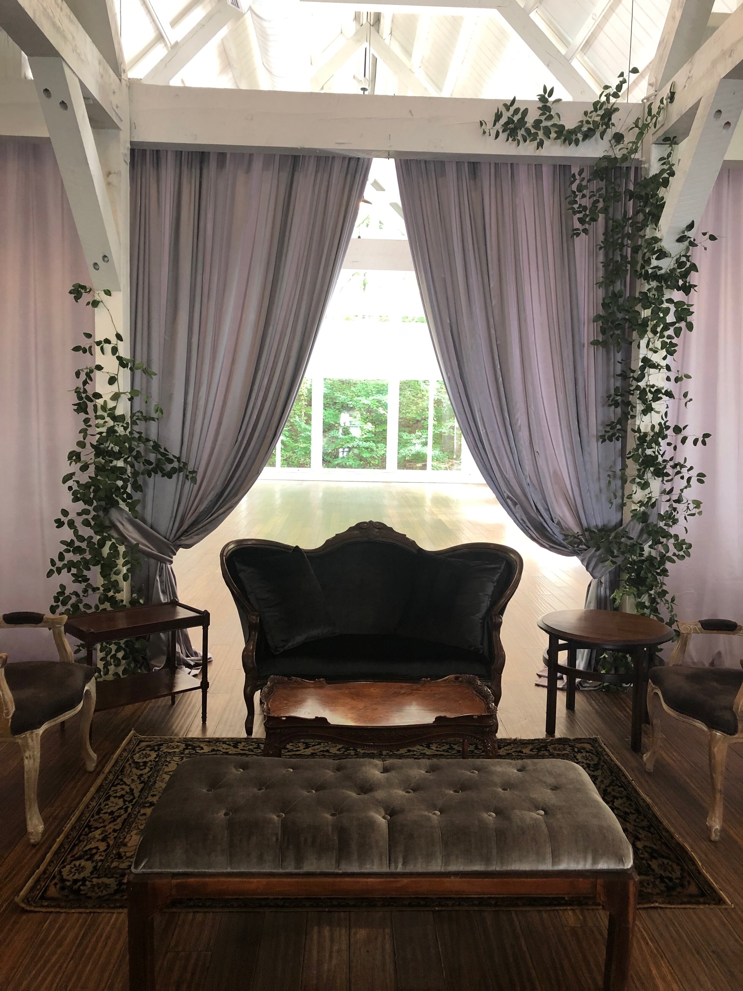 spain-ranch-lounge-tulsa-rentals-lavintageok.jpeg