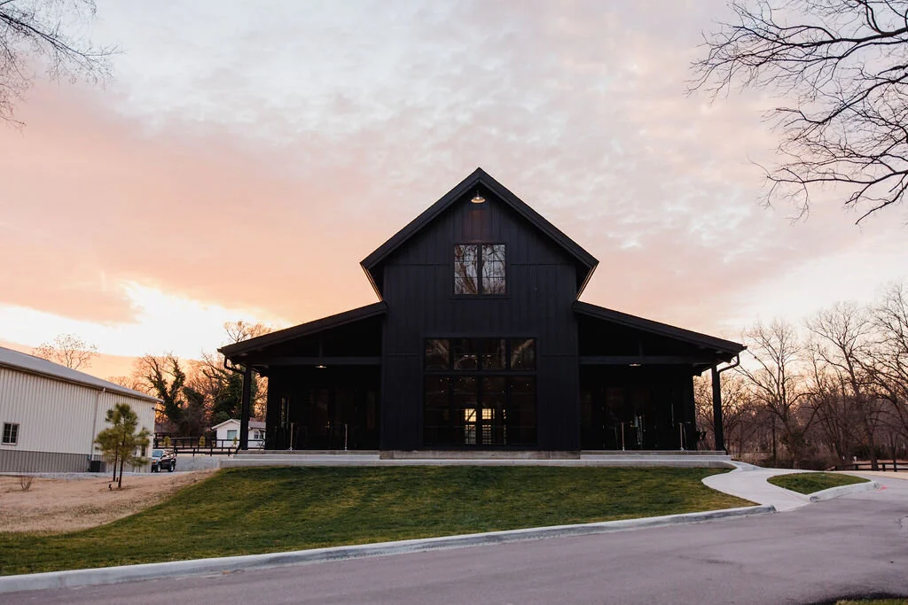 BlackBarn-175.JPG