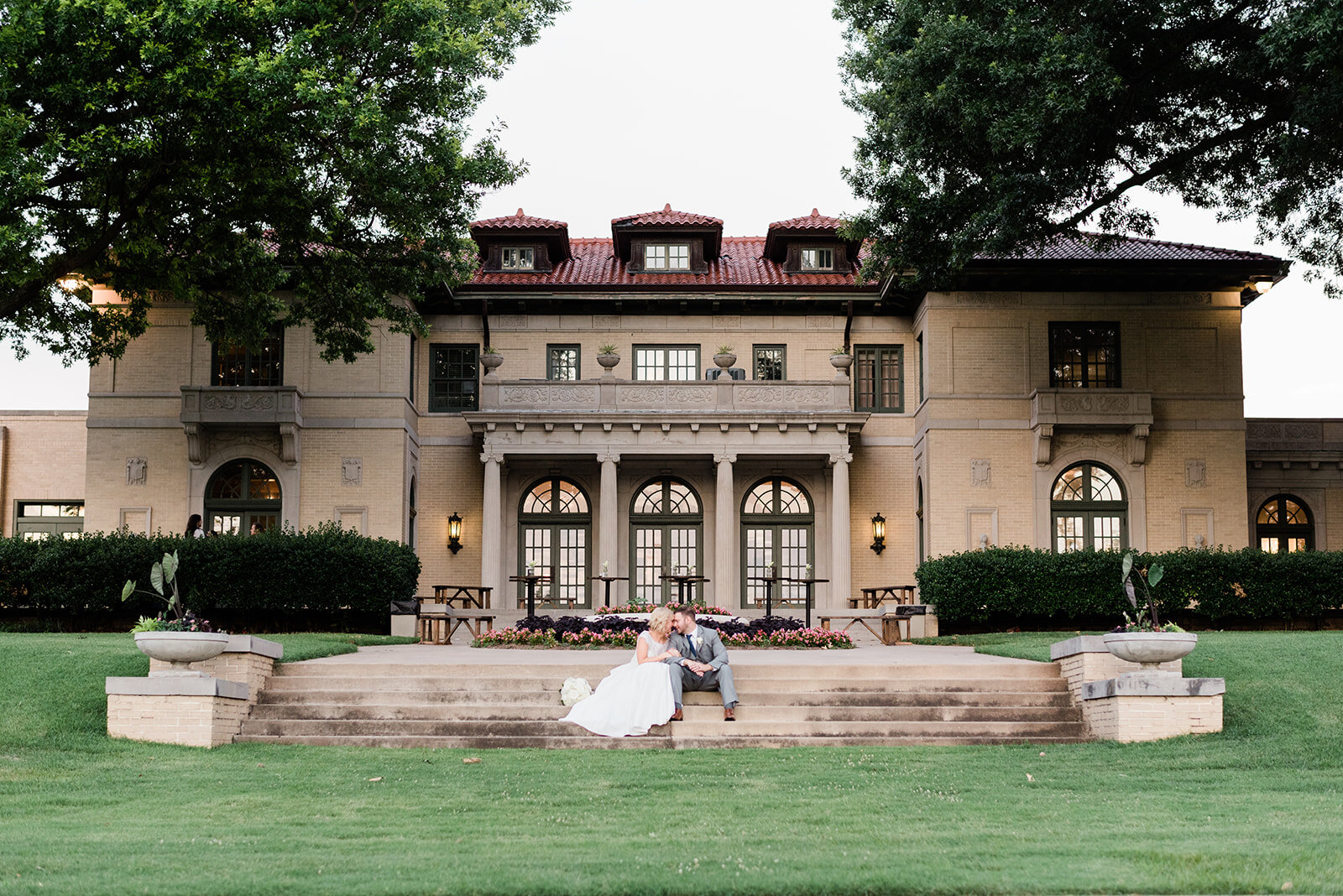 Matt-Molly-The-Mansion-at-Woodward-Park Couples Portraits - Emily Burney - lavintageok.jpg