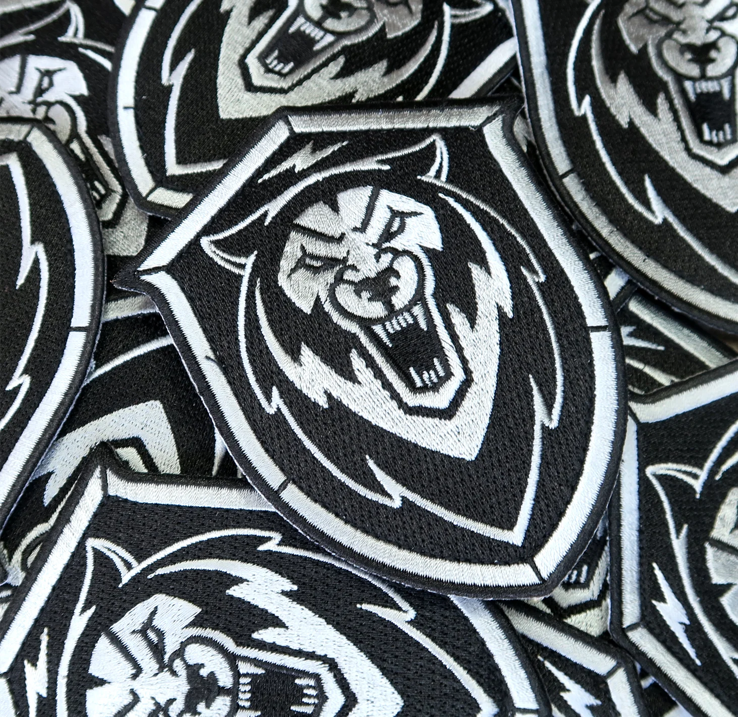 Lone Wolf sweyda patch 1.jpg