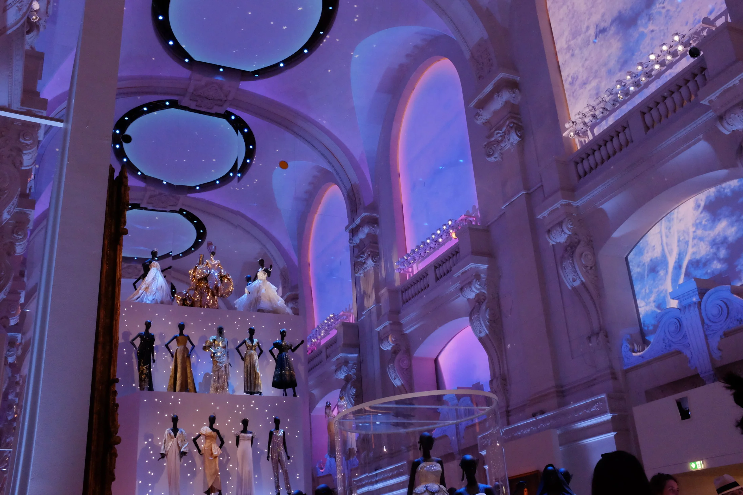 Christian Dior à LE MUSÉE DES ARTS DÉCORATIFS