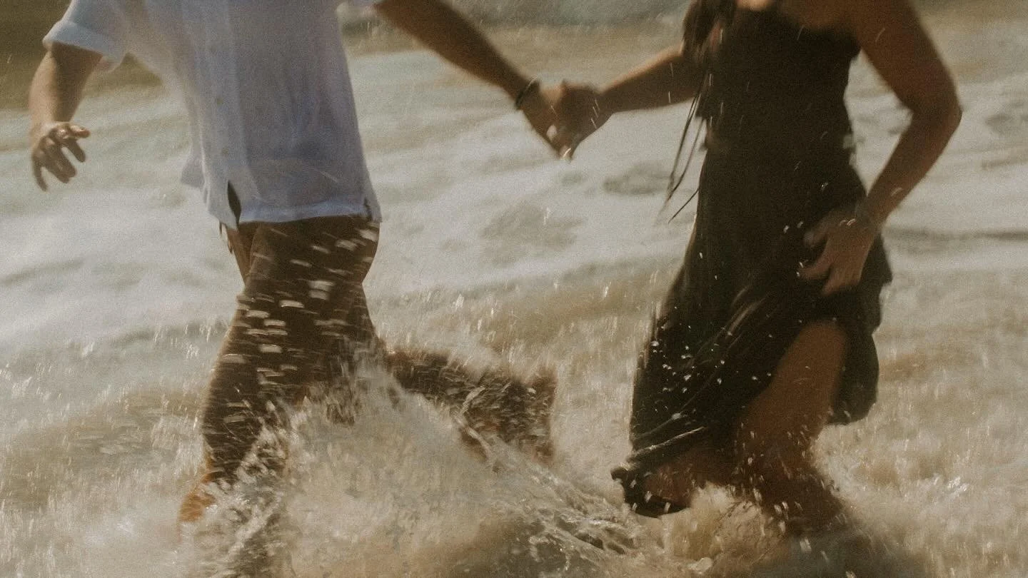 booked solid weekends are keeping me busy with editing but i can&rsquo;t wait to share some of the many sessions i&rsquo;ve been doing recently! until then you get to look at more prettiness from one of my favorite couples sessions i did over the sum