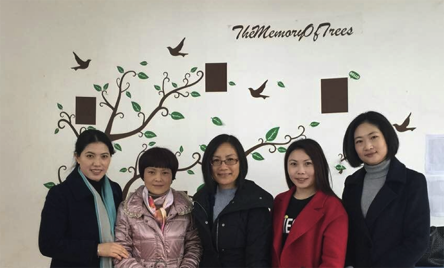 Ms. Zhongqin Yao (first from left) and Ms. Mei Li (first from right) with Gisela and two English teachers from Zunyi No. 1 High School.
