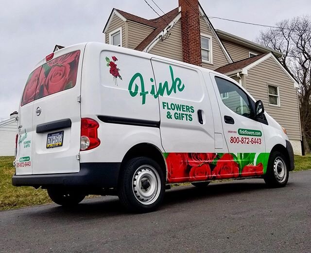 Take advantage of on the go advertising with our custom vehicle graphics and wraps. Here is one of our most recent installs for @finkflowers 🌹#vehiclegraphics #vehiclewraps #customgraphics #customwraps #signsontheroad #signsonthego #customsigns #sig