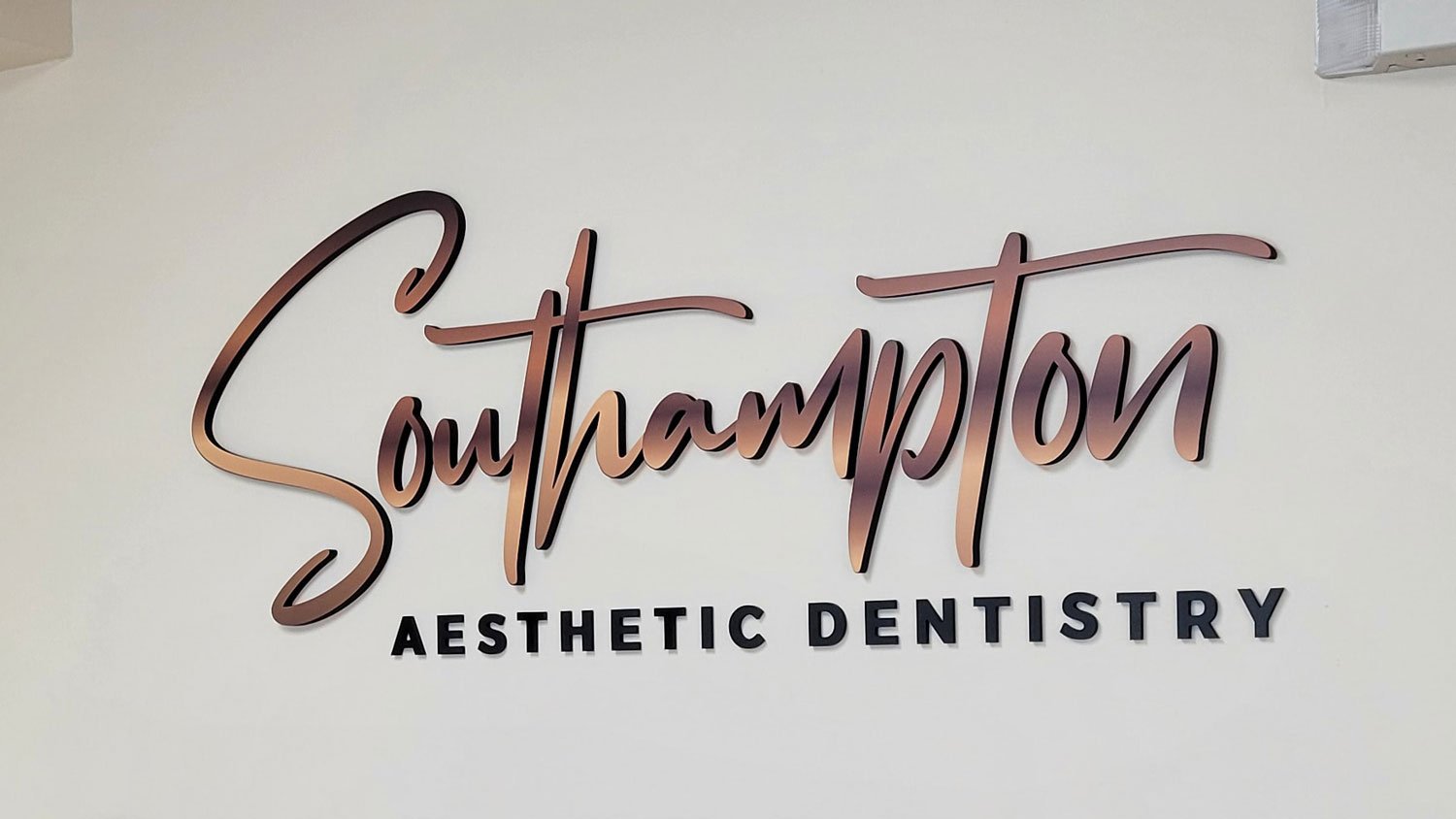 indoorsigns-southamptondentistry.jpg