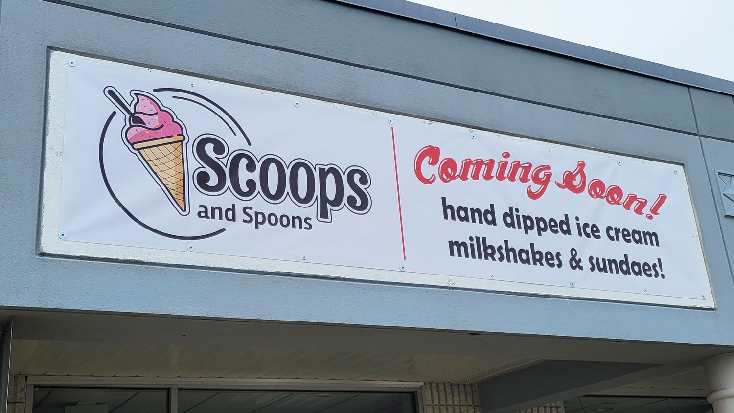 outdoorsigns-scoopsnspoons.jpg