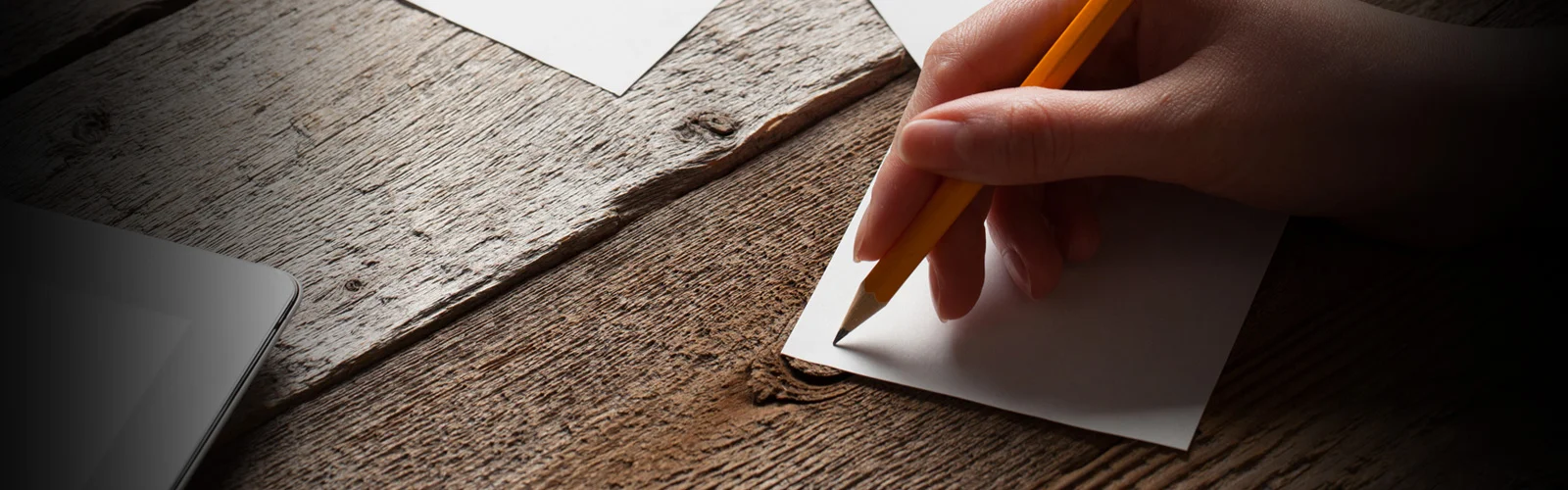 writing-a-condolence-note-1600x500.jpg