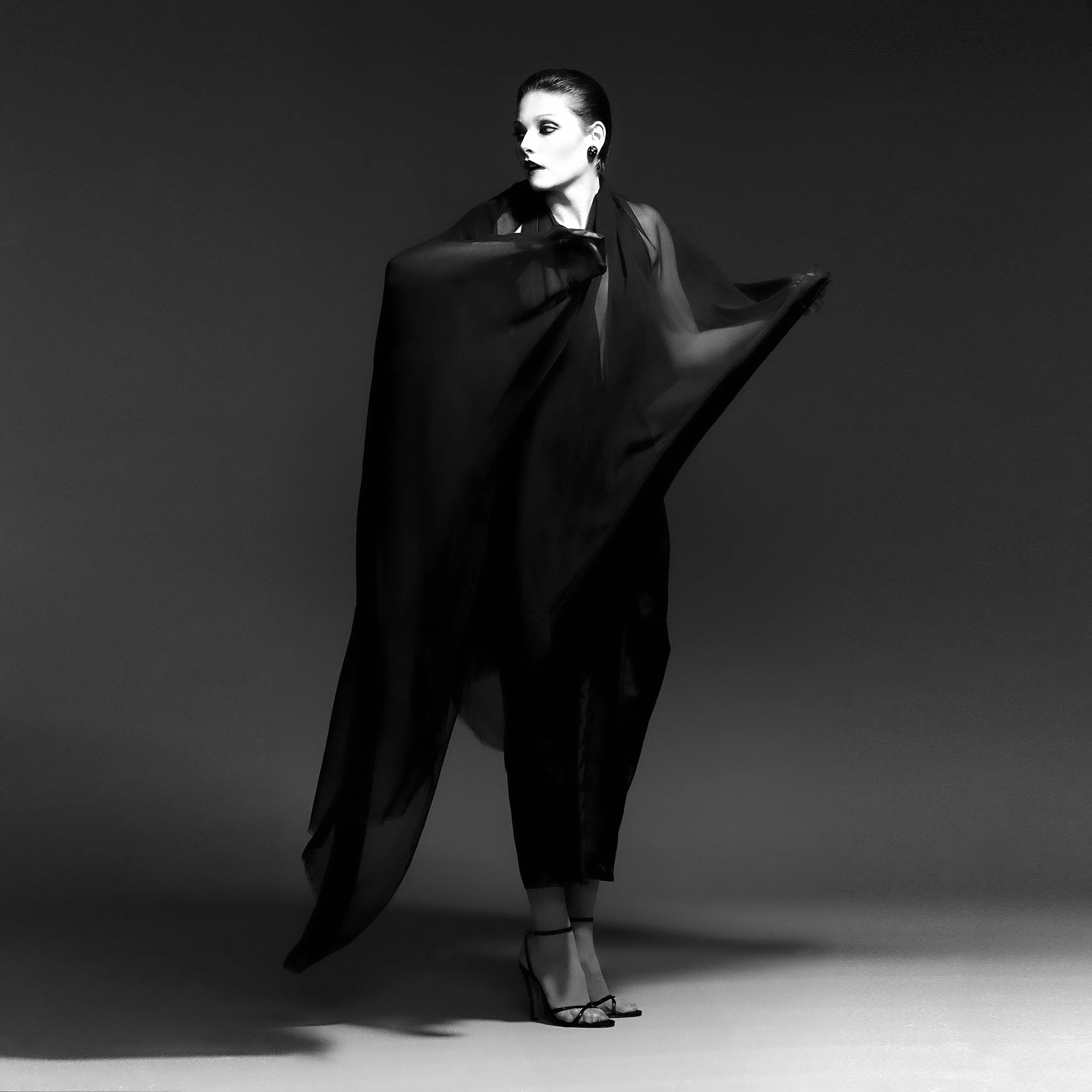 8x8 frame1Marilyn Standing.jpg