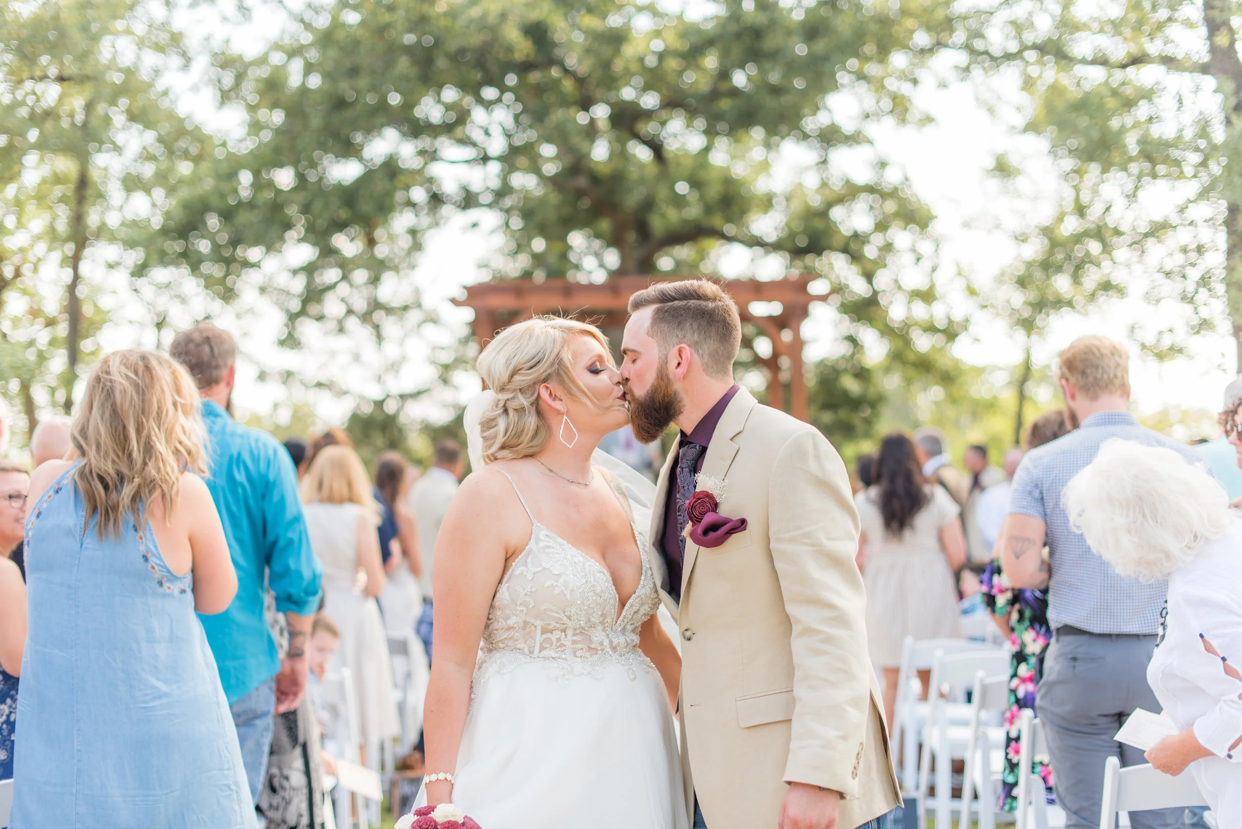 Kara &amp; Hunter | The Barn BCS 