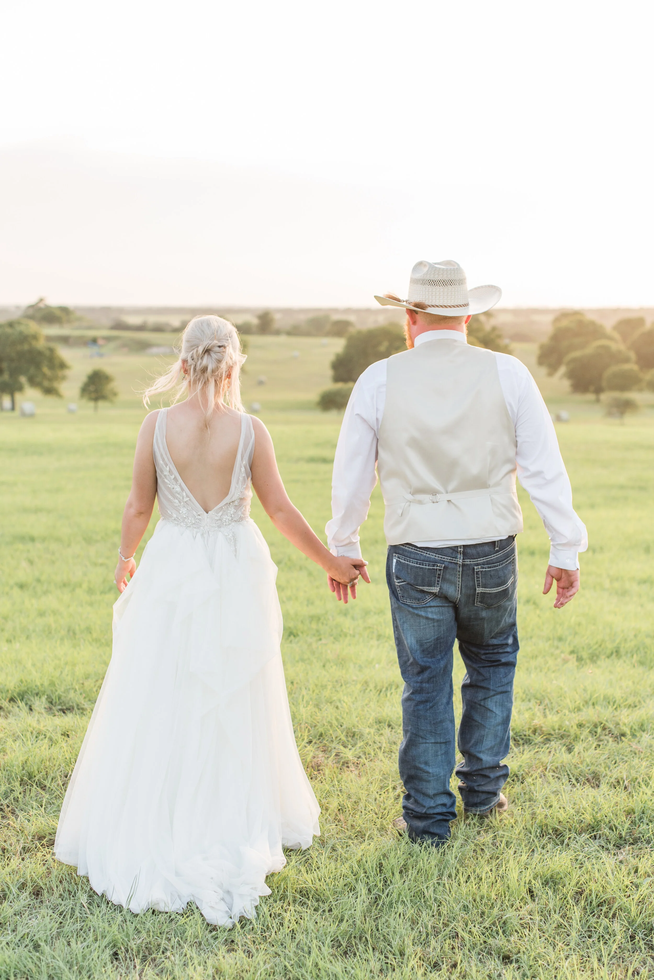 Caitlin &amp; Coleton Wedding | Family Land | Caldwell, TX
