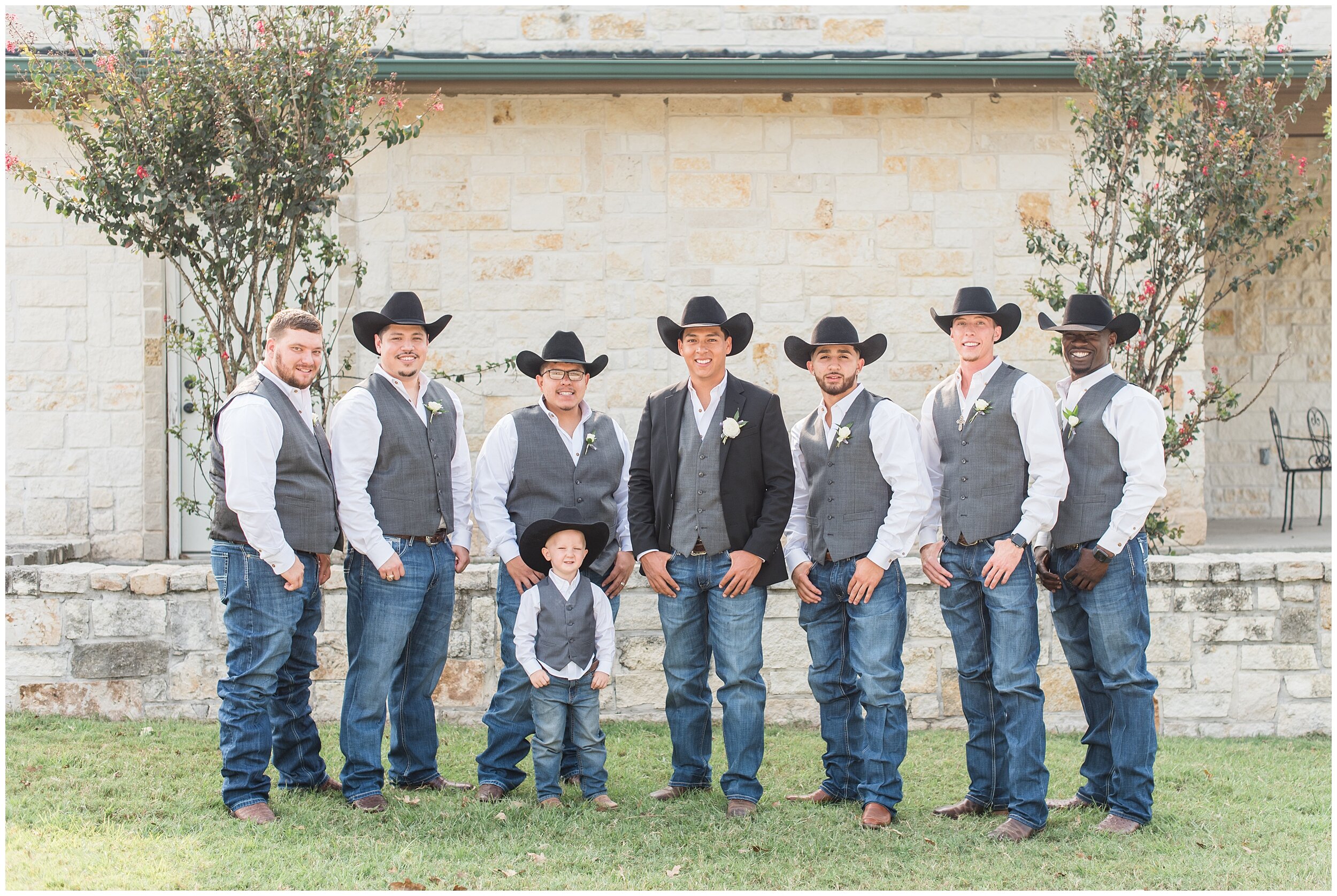 Katelyn Amber Miller | College Station, TX Photographer | Texas Wedding Photographer_0014.jpg
