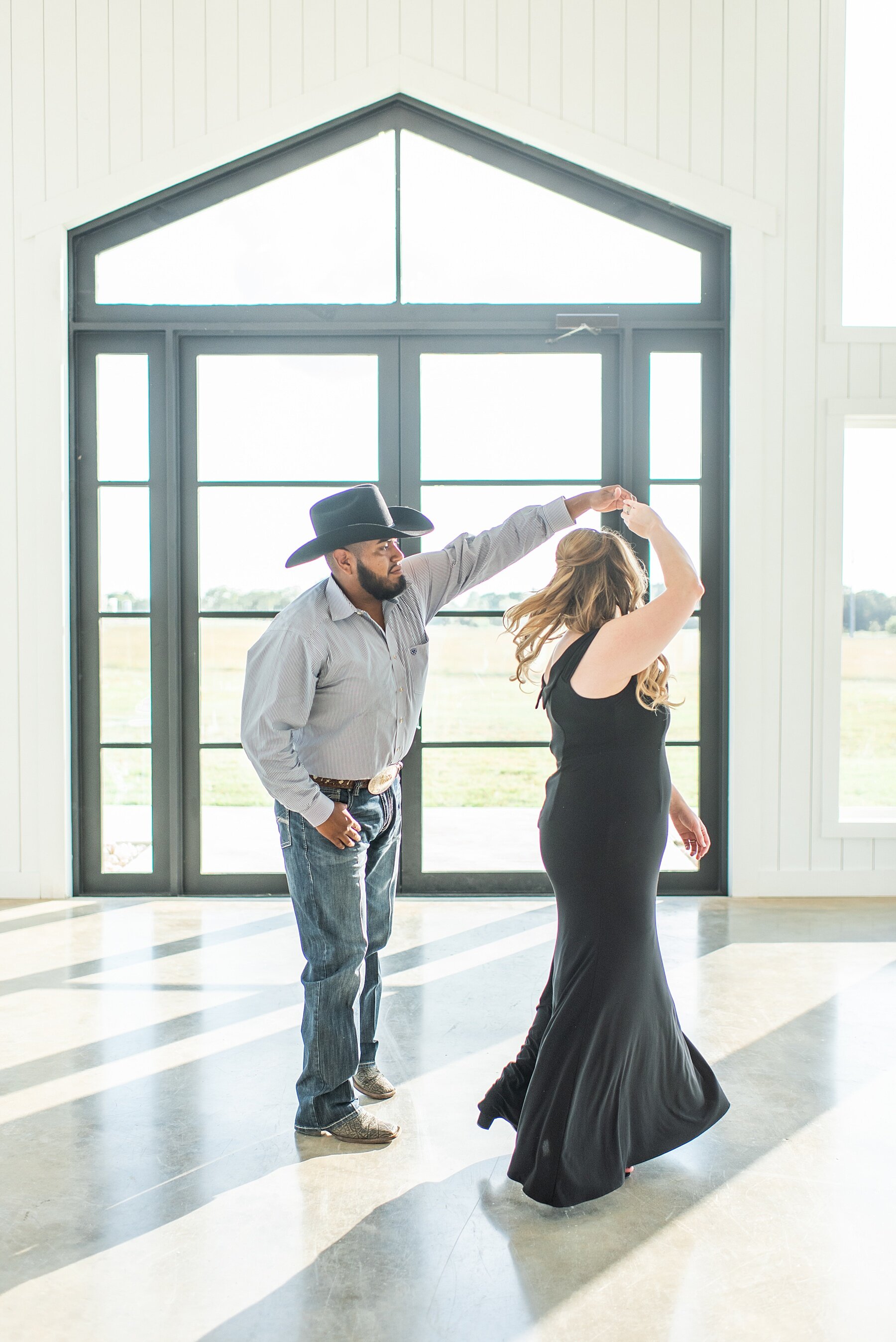 Katelyn Amber Miller | Texas Wedding Photographer | College Station, TX Photographer_0004.jpg