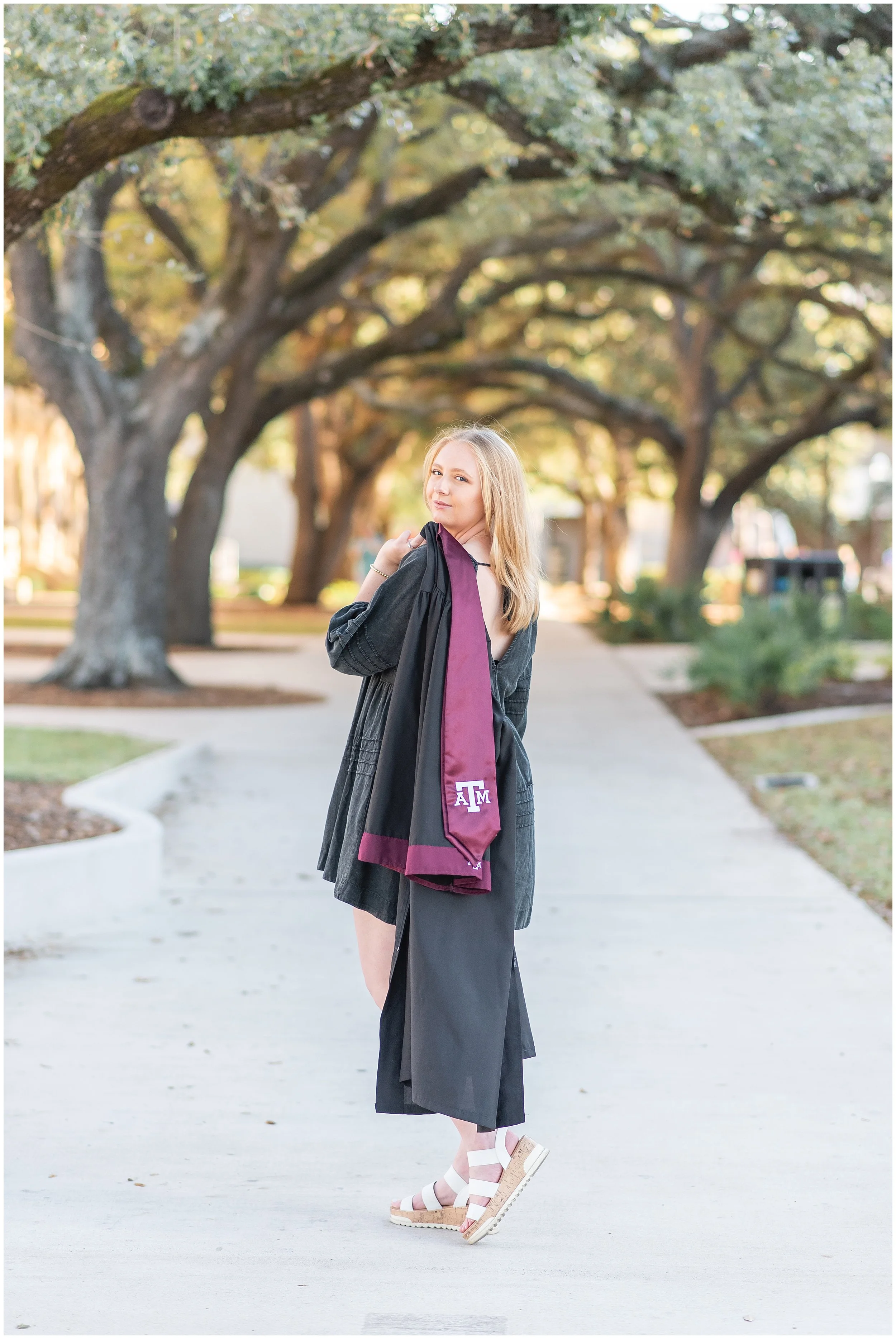 Katelyn Amber Miller | College Station, TX Photographer | Texas Senior Photographer | Senior Session | Aggie Graduate | Texas A&M University Graduate_0148.jpg