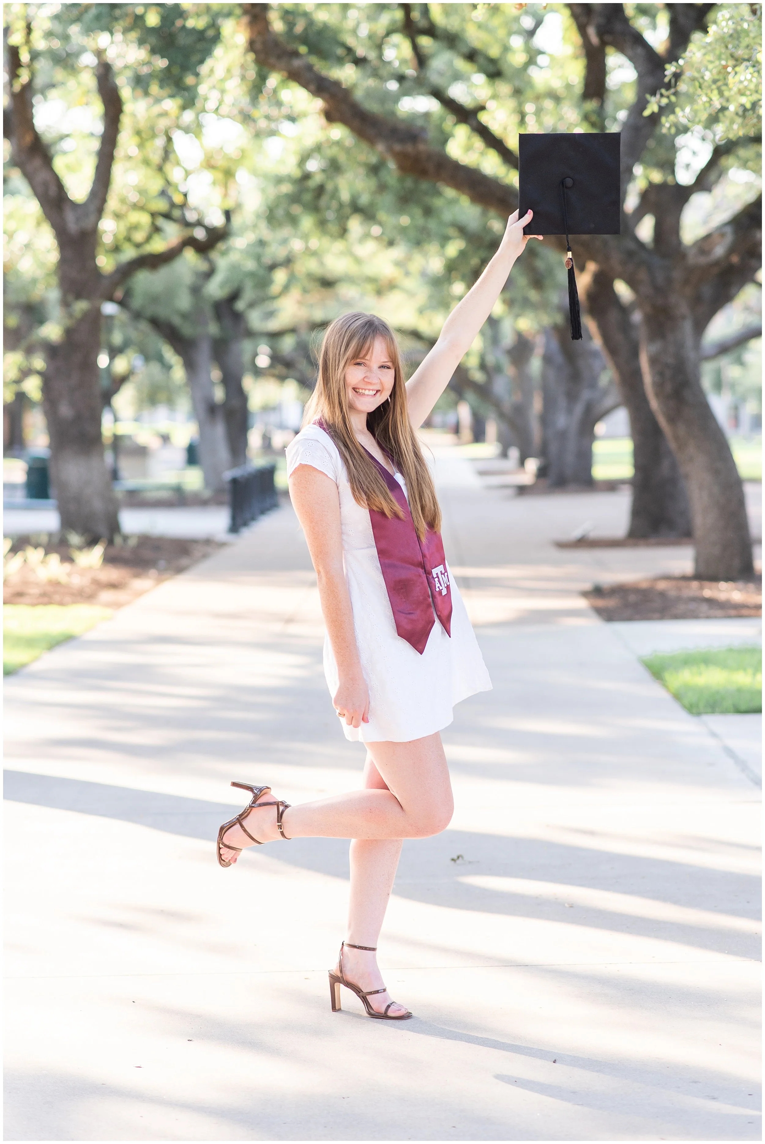 Katelyn Amber Miller | Senior Portrait Photographer | Graduation Session | Texas A&M University | College Station, TX_0935.jpg