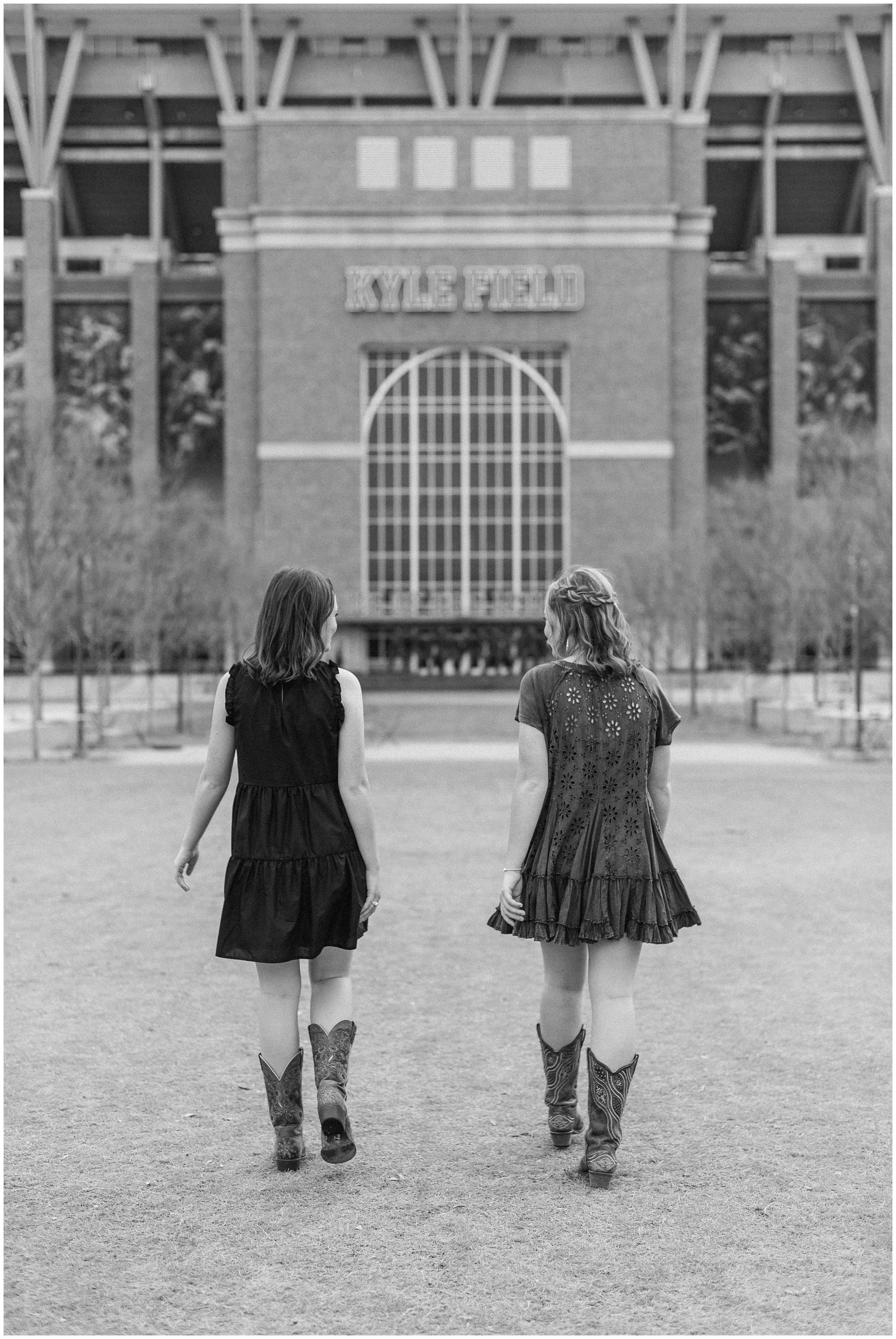 Katelyn Amber Miller | Texas Graduation Photographer | Texas A&M University | College Station, TX_0032.jpg