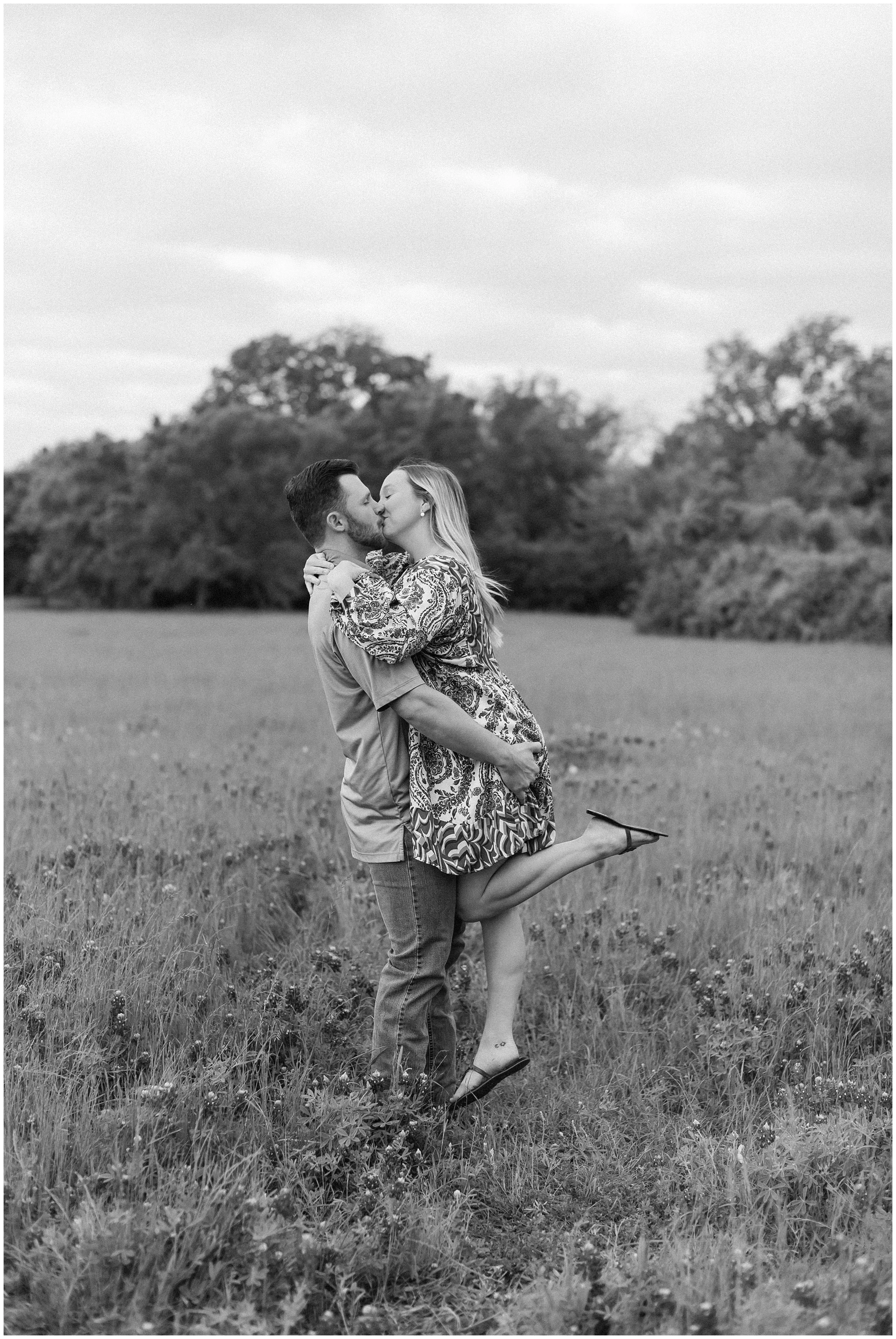 Katelyn Amber Miller | Mini Bluebonnet Sessions | College Station, TX | College Station Photographer_0021.jpg