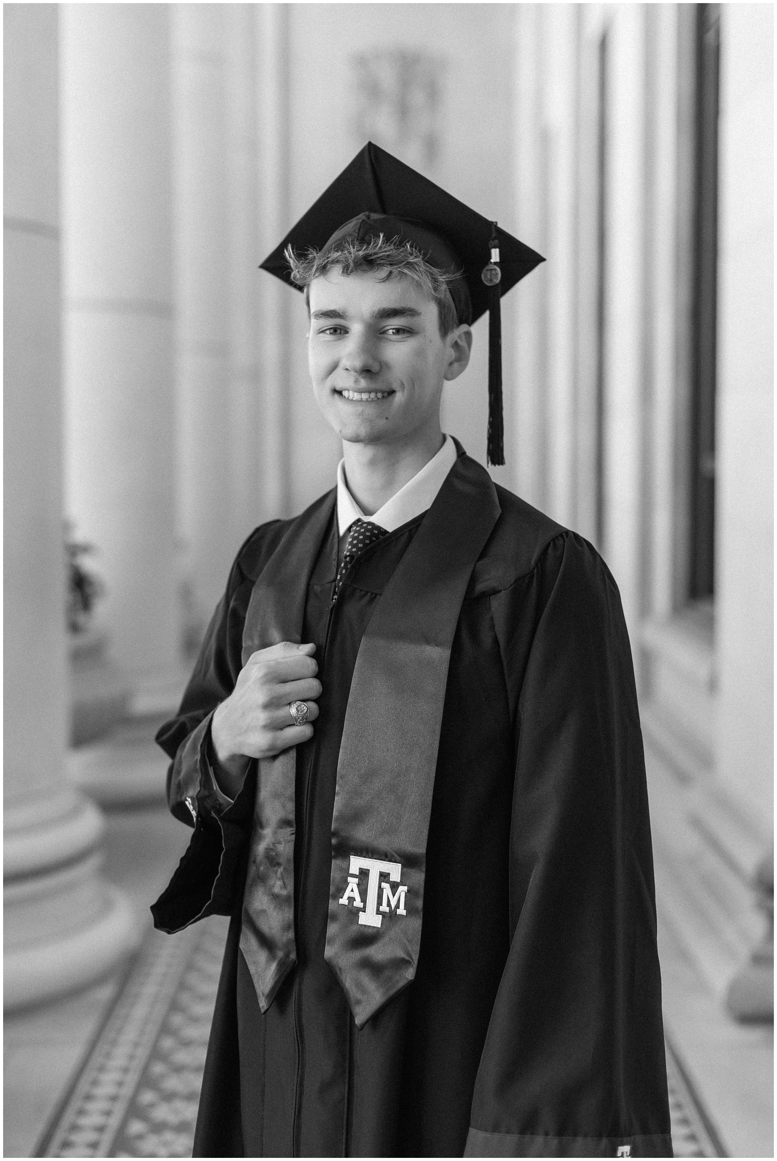 Katelyn Amber Miller | Texas A&M University | Graduation Session | College Station, TX | College Station Photographer_0062.jpg