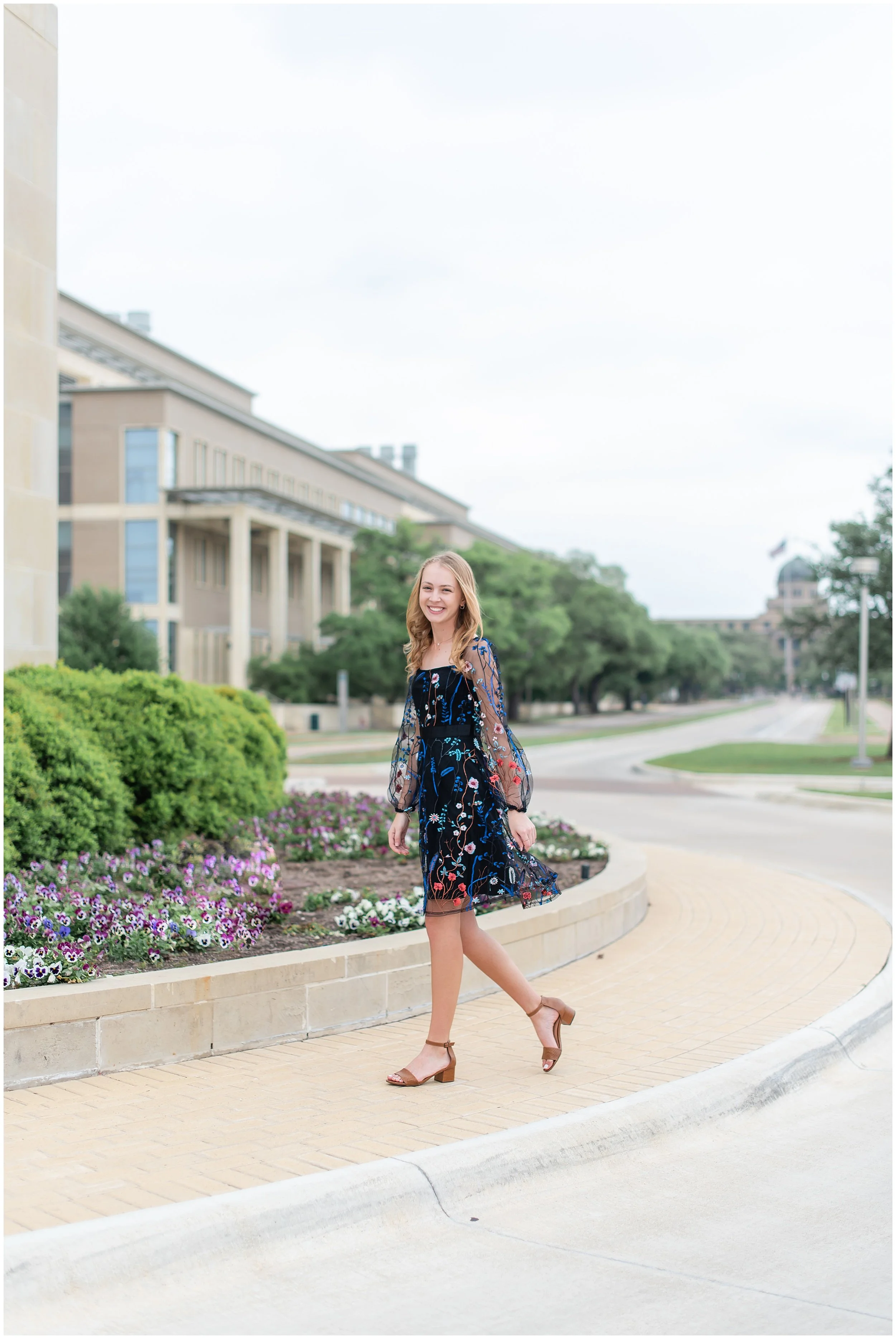Katelyn Amber Miller | Texas A&M University | Graduation Session | College Station, TX | College Station Photographer_0104.jpg