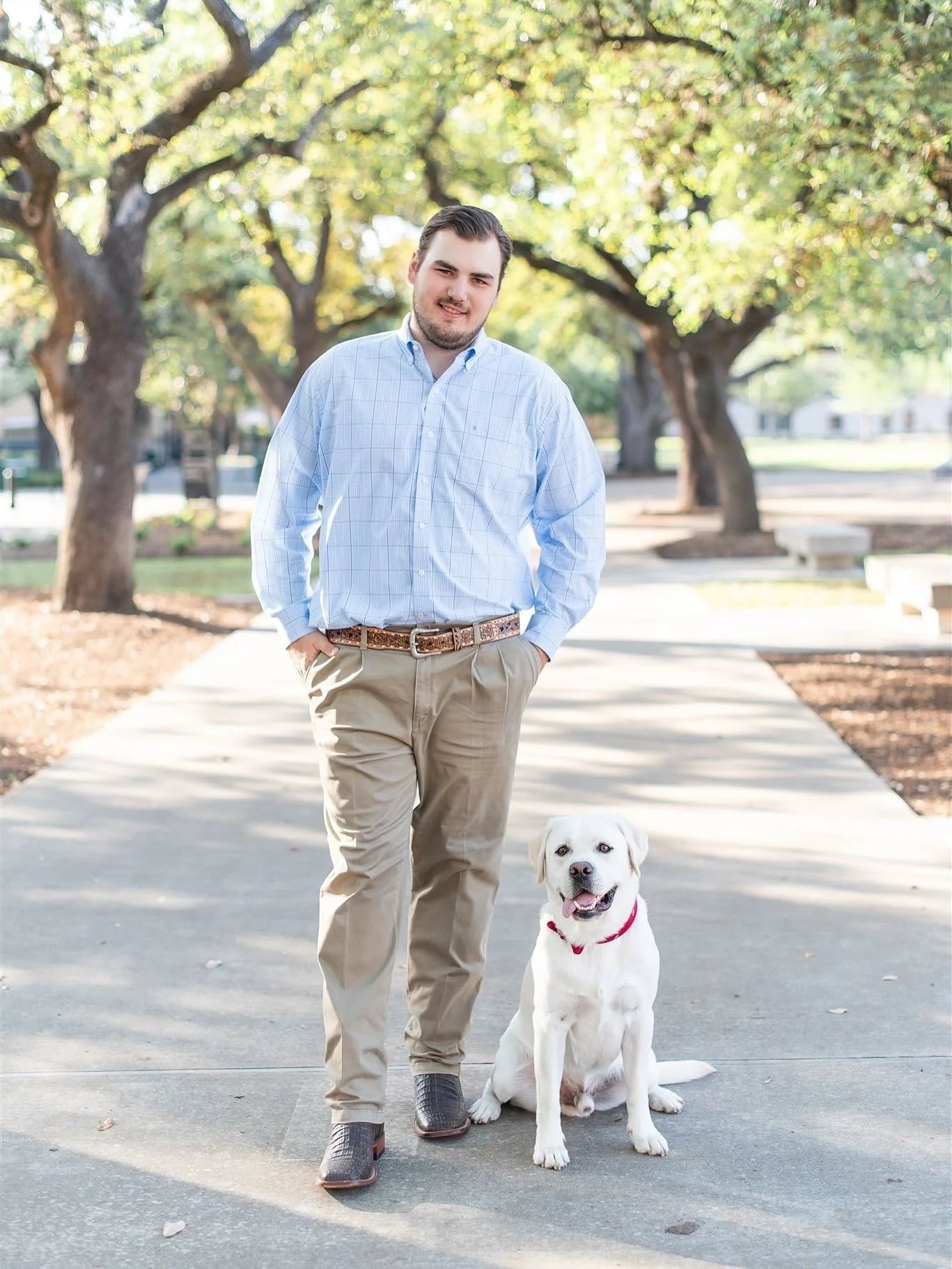 Fur babies are always allowed at sessions!! Love when they tag along for some photos. 🐶🐾