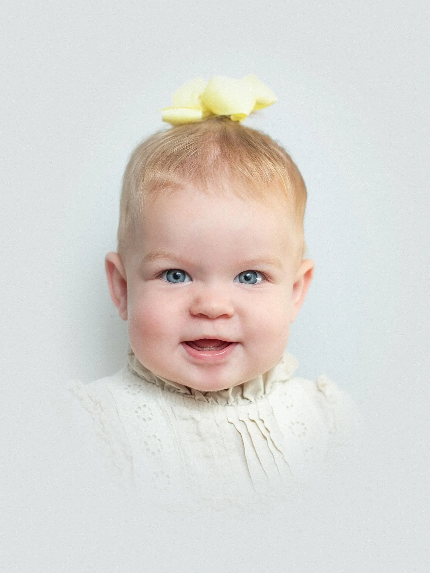 One whole year of loving you, Leighton Adalee. The fastest, sweetest, most precious year of our lives. 💛

Heirloom photos by @katelynambermiller 
Family photos by the incredible @megstaheliphoto 📸