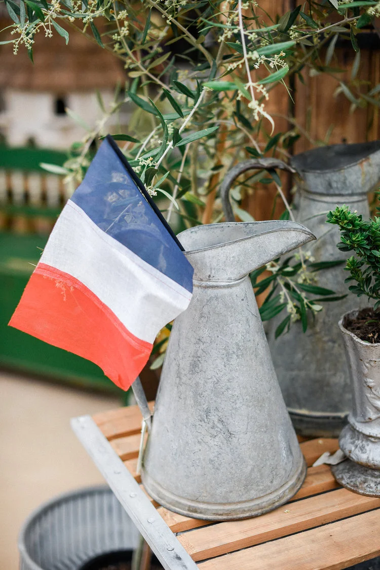 Le Petit French Flea with Grenoille French Antiques