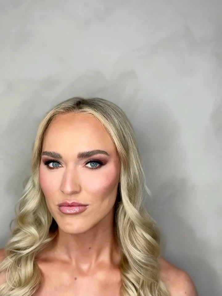 𝒮𝓊𝓁𝓉𝓇𝓎 + ᴅʀᴀᴍᴀᴛ&Iacute;Qᴜᴇ 🌪️

✨ 30th birthday &amp; grand opening glam for my girl @bestever.skin who wanted to go all out for it

HAIR @styledbylia_