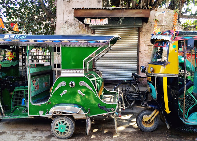 nalawghar green tuktuk.jpg