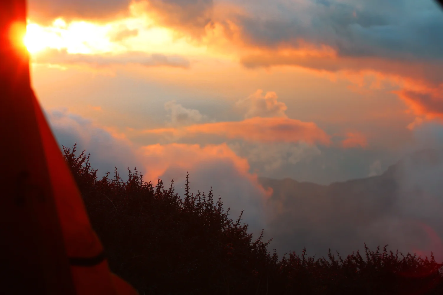 Nepal.EastNepal.Dobate.Sunset.Clouds4.jpg