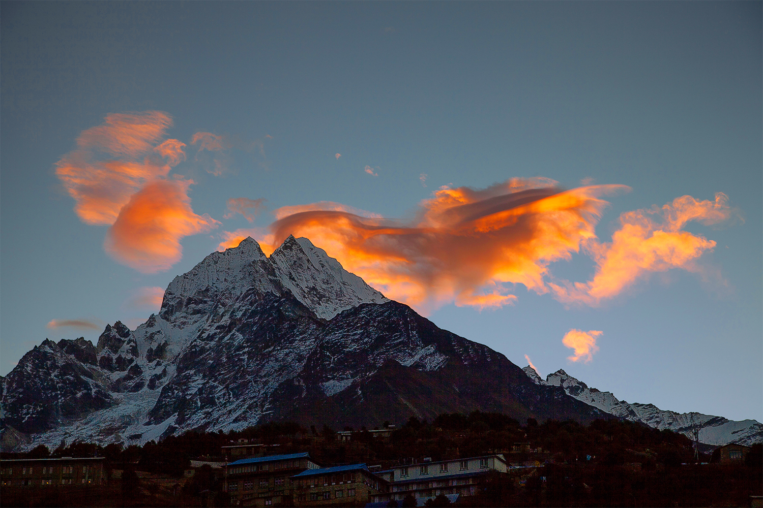 Nepal.Khumbu.Thamserku.exNamche.Sunset.jpg