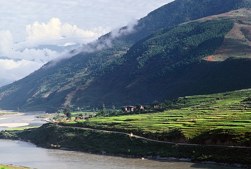 Bhutan.Punakha.Valley.jpg