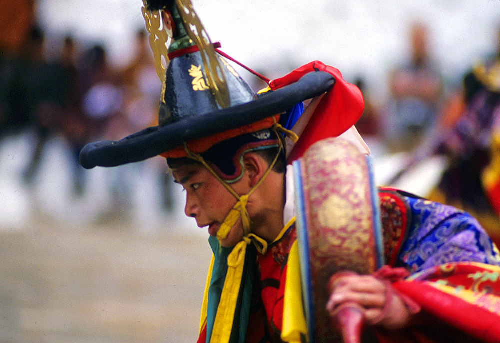 Bhutan.Paro.Tsechu.BlackHatDancer.Face.jpg