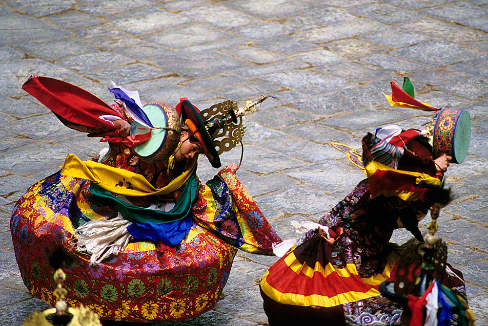 Bhutan.Paro.Tsechu.BlackHatDance.jpg