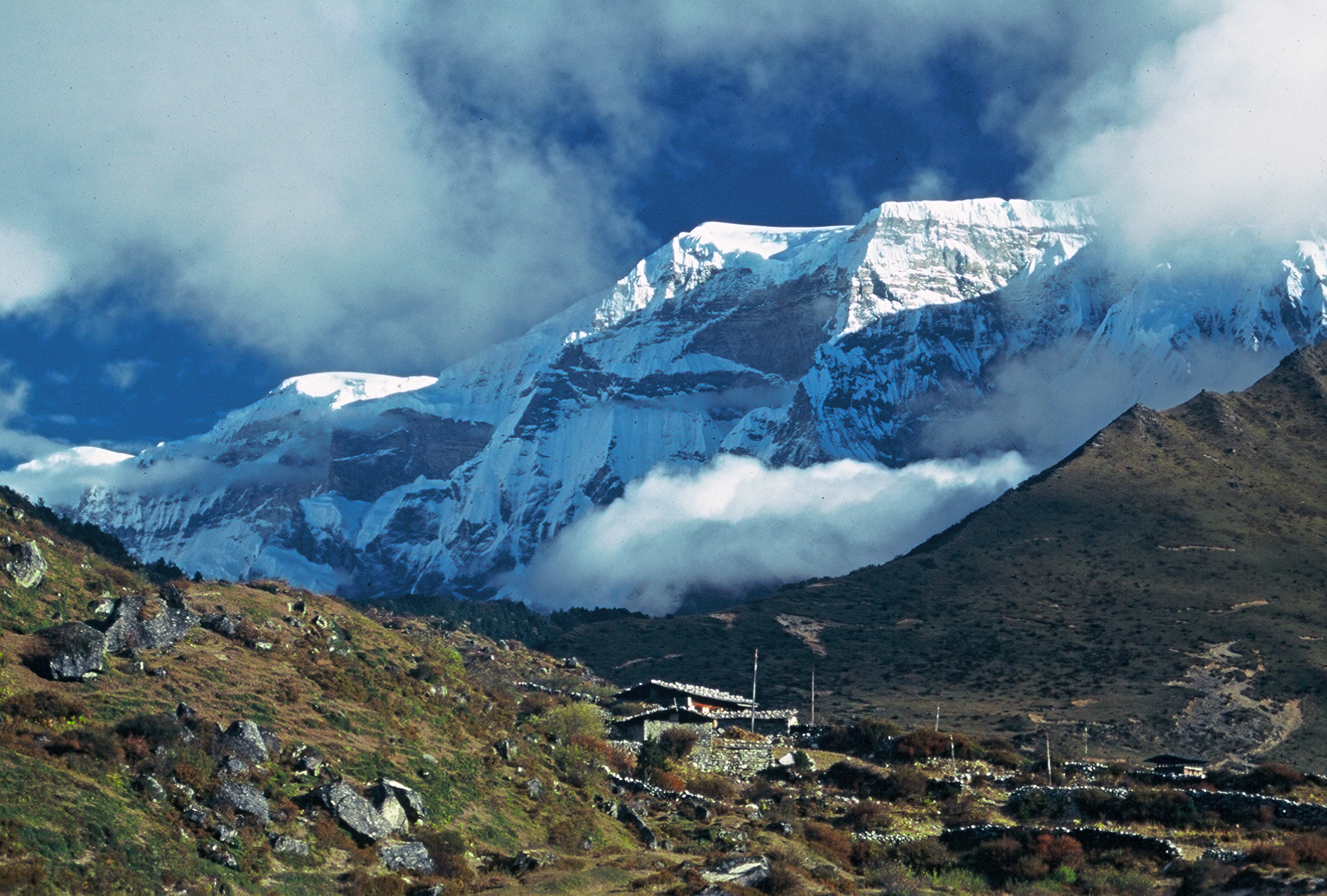 Bhutan.Lunana.OnTrek.TableMountain(1995).jpg