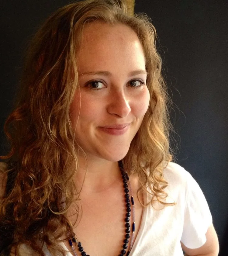sydney rose headshot.jpg