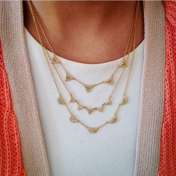 5 WAYS TO LAYER DELICATE NECKLACES 