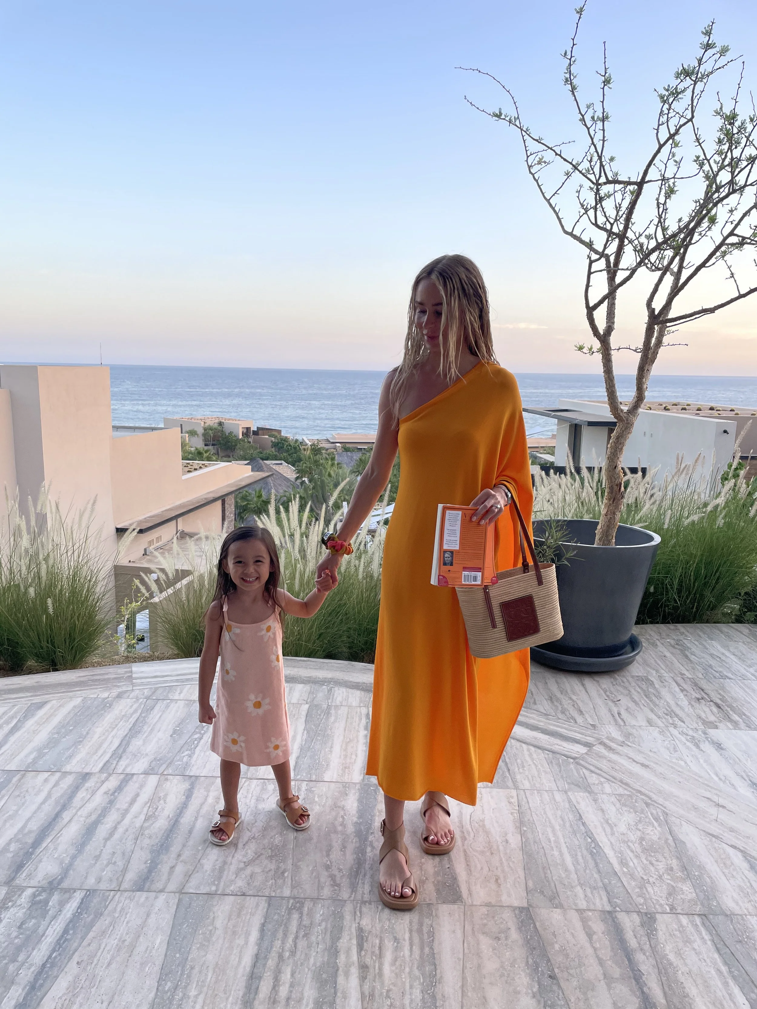 Summer Sandals | Current Revolve Favorites