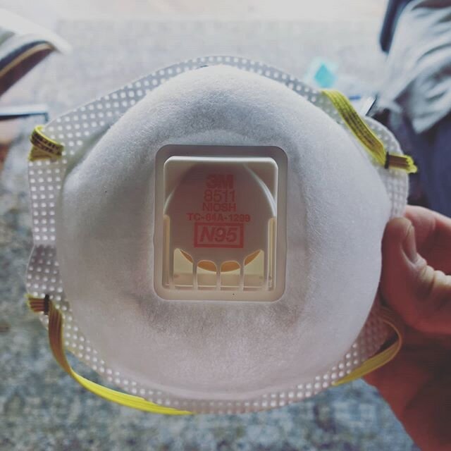PsA: These N95 masks w the one way valve only filter particulates coming in. The valve allows air to exit freely. Form your own conclusions. But pushing something in the cage to keep the valve from opening would be advisable. SHARE and REPOST

#n95 #