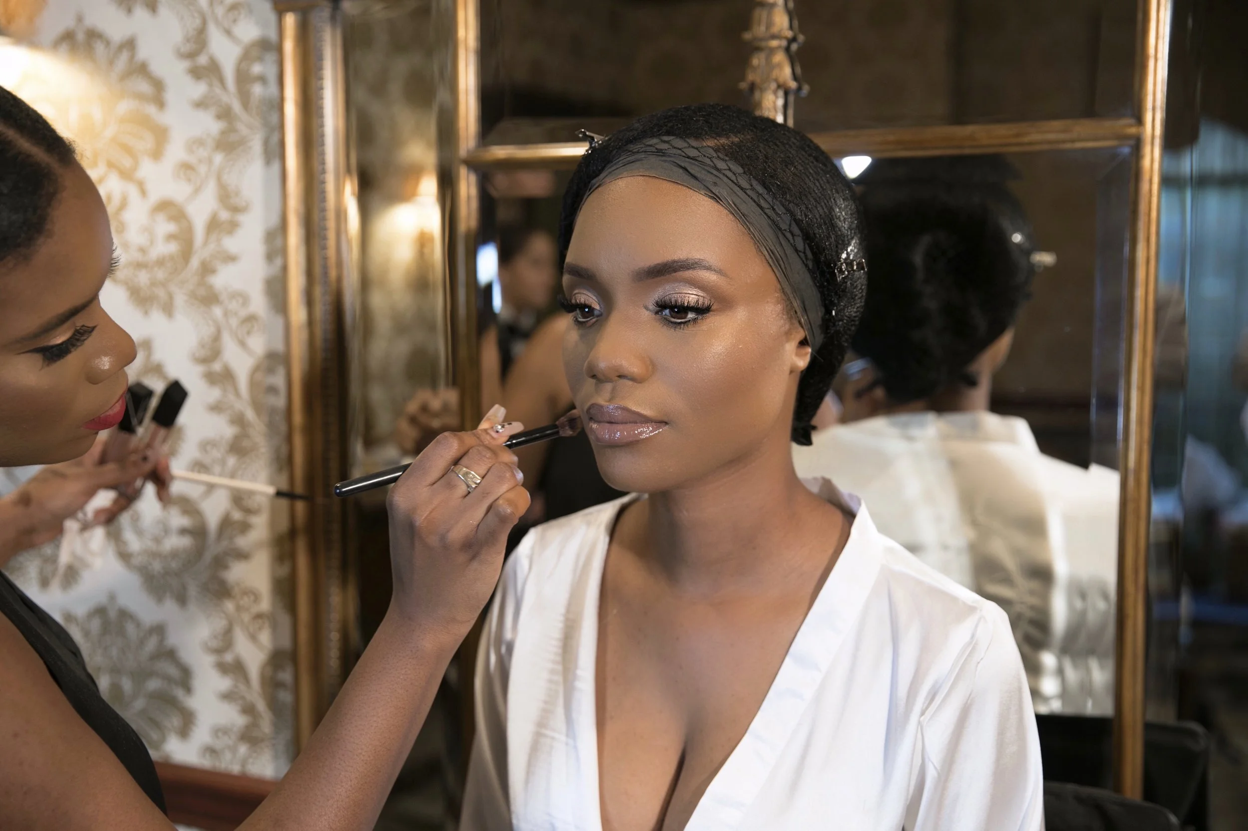 Facetune_27-11-2018-13-50-03.jpg