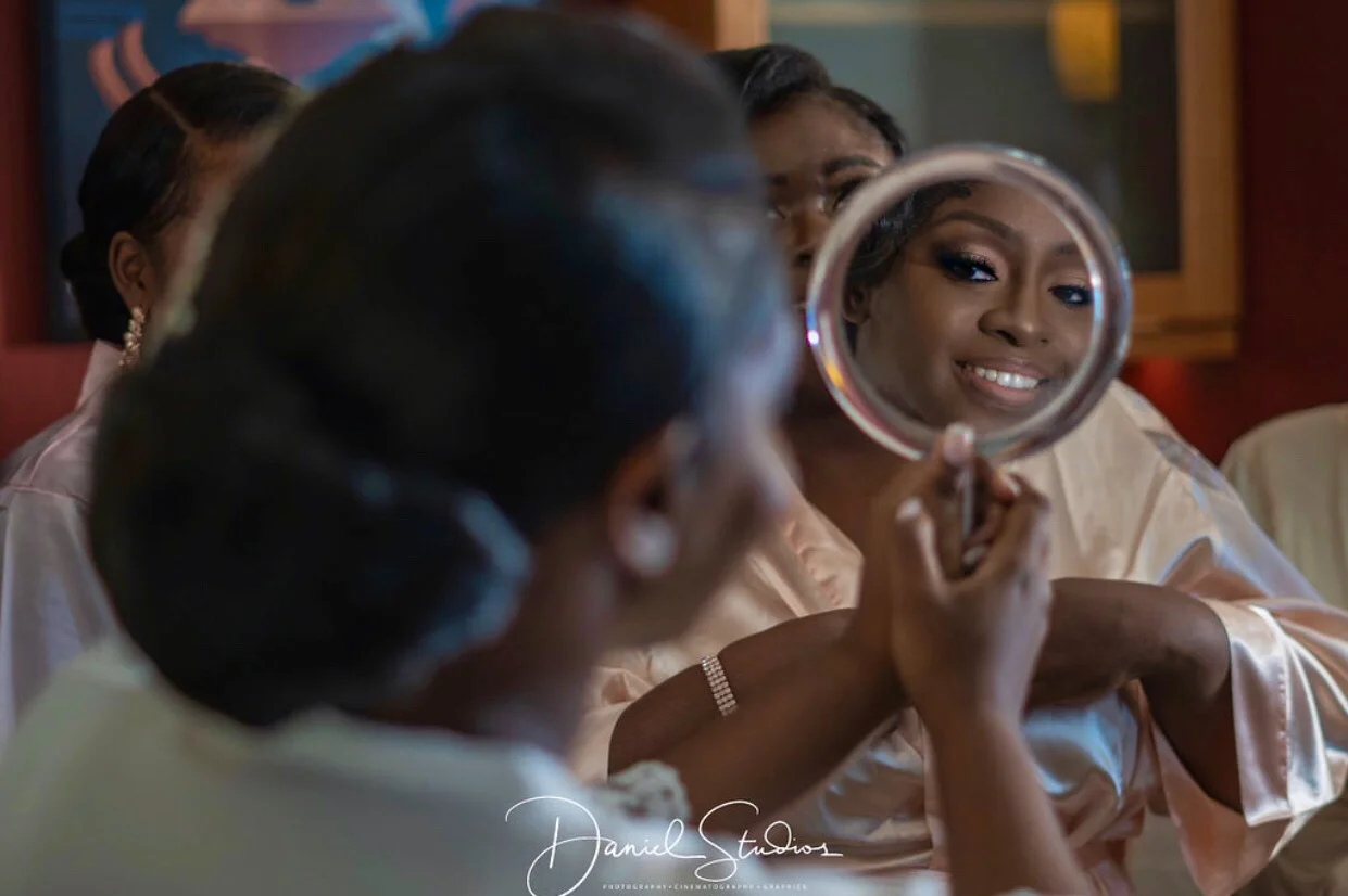 Facetune_10-11-2018-21-43-53.jpg
