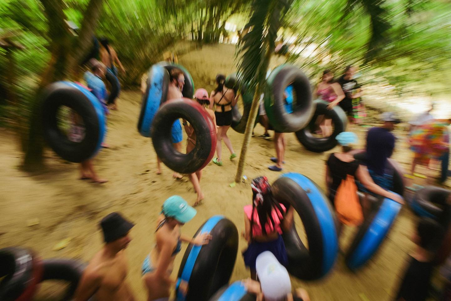 Tubing tubing let&rsquo;s go!

Ready to kick back and enjoy some river vibes? Join us for a laid-back tubing trip down the Buritaca River to the hostel beach. It&rsquo;s all about chilling out, soaking up nature, and having a good time with your mate