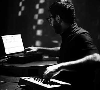 Aril Brikha live