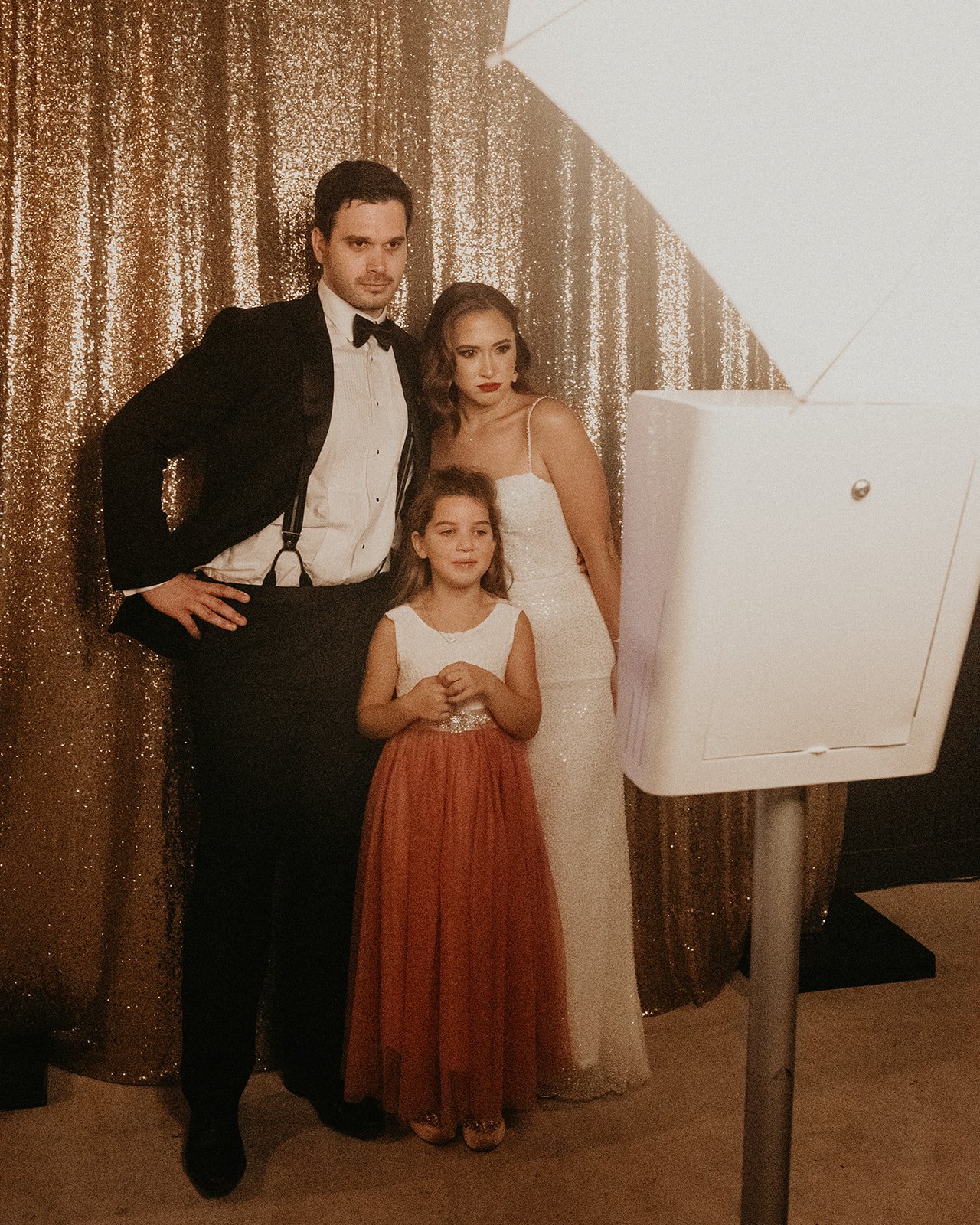 gold photo booth wedding36.jpg