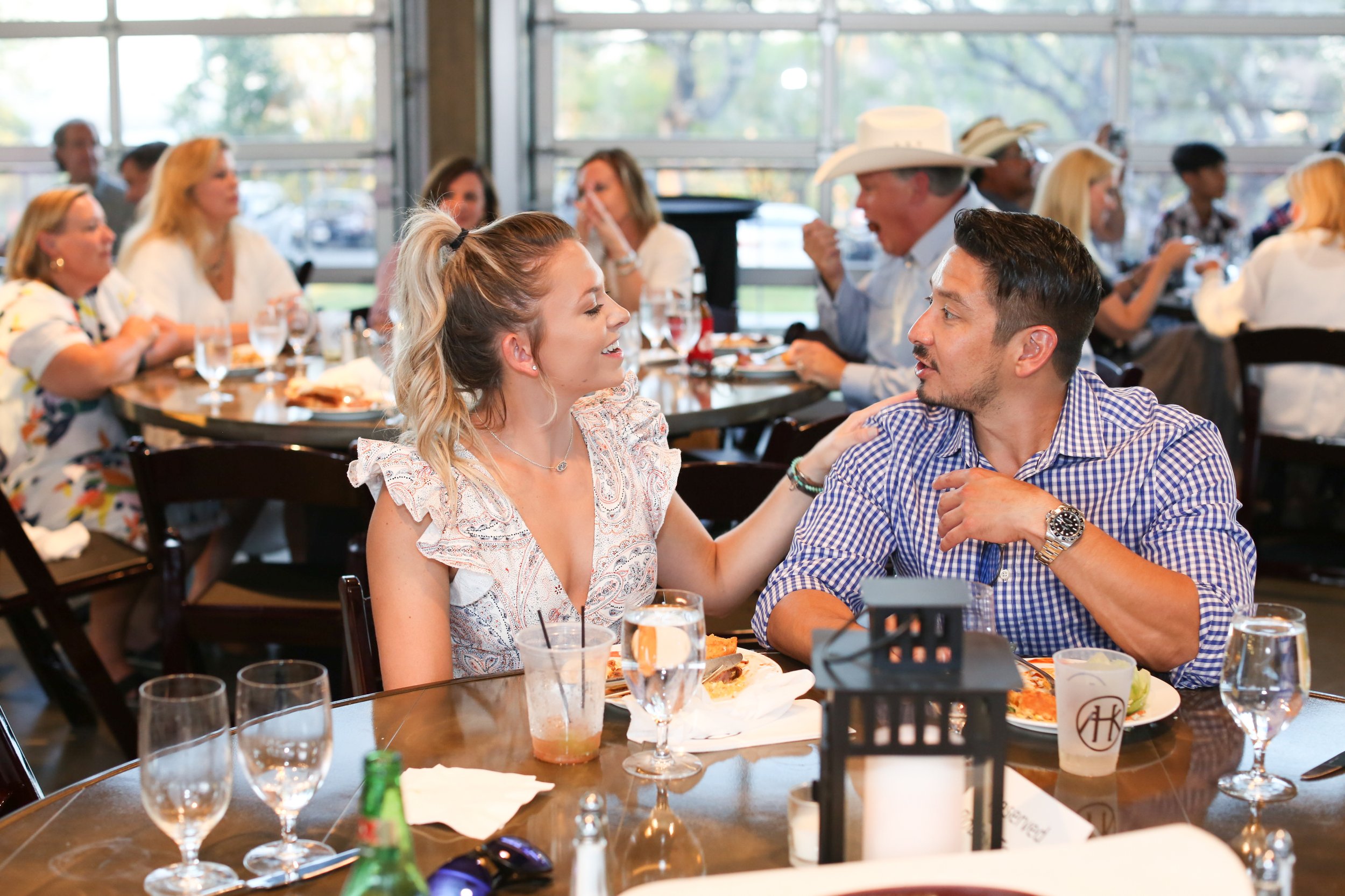 Roaming Photography for Horseshoe Bay Resort Rehearsal Dinner — Oh