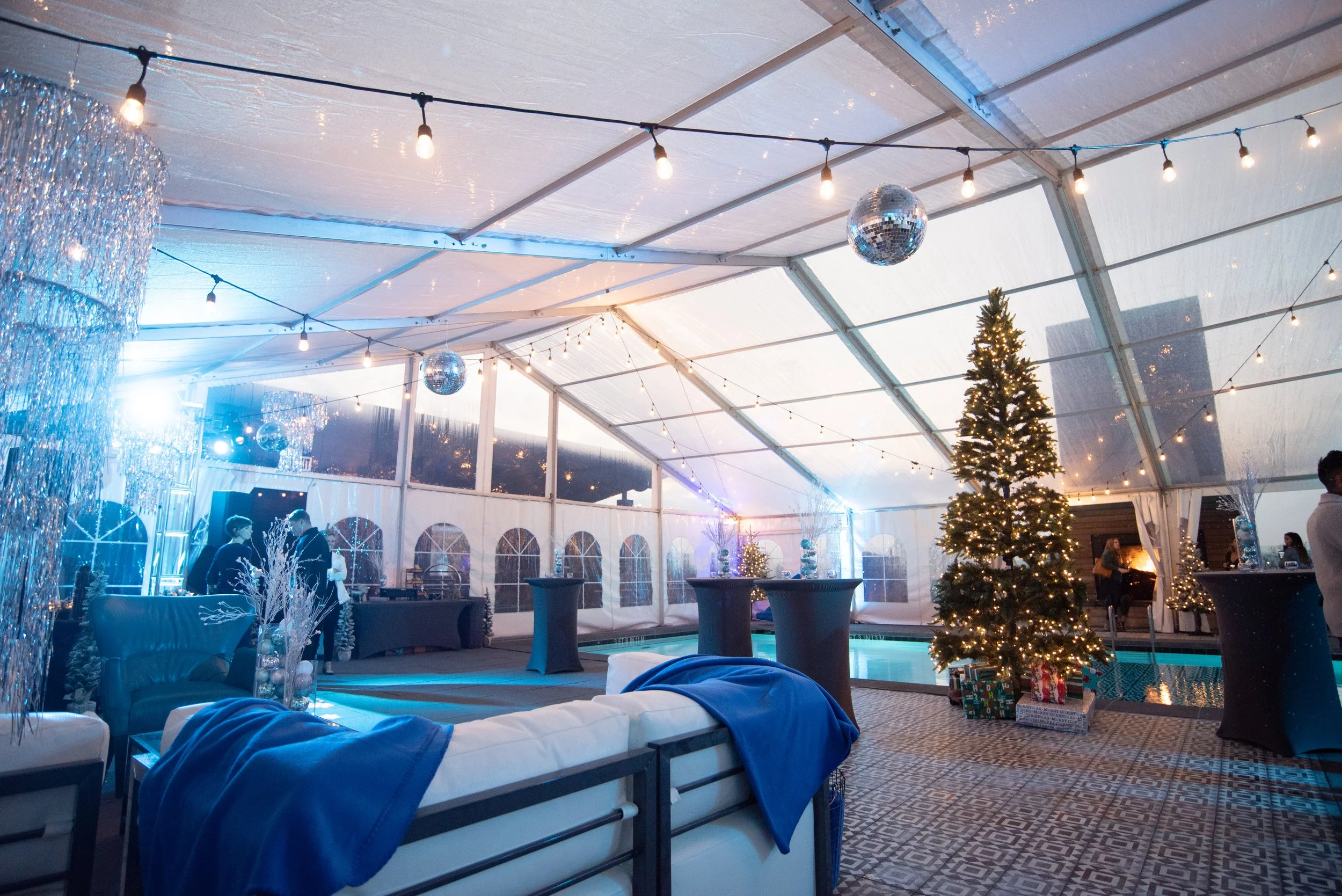 GIF Photo Booth for Geraldine’s Holiday Disco Bar & Lounge in Austin