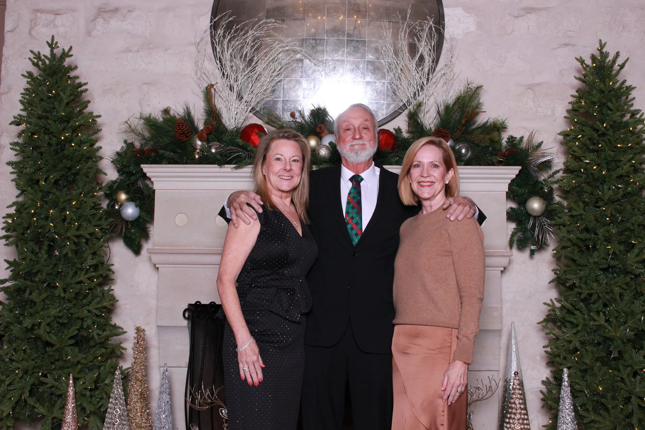 AUSTIN COUNTRY CLUB MEMBERS' HOLIDAY PARTY