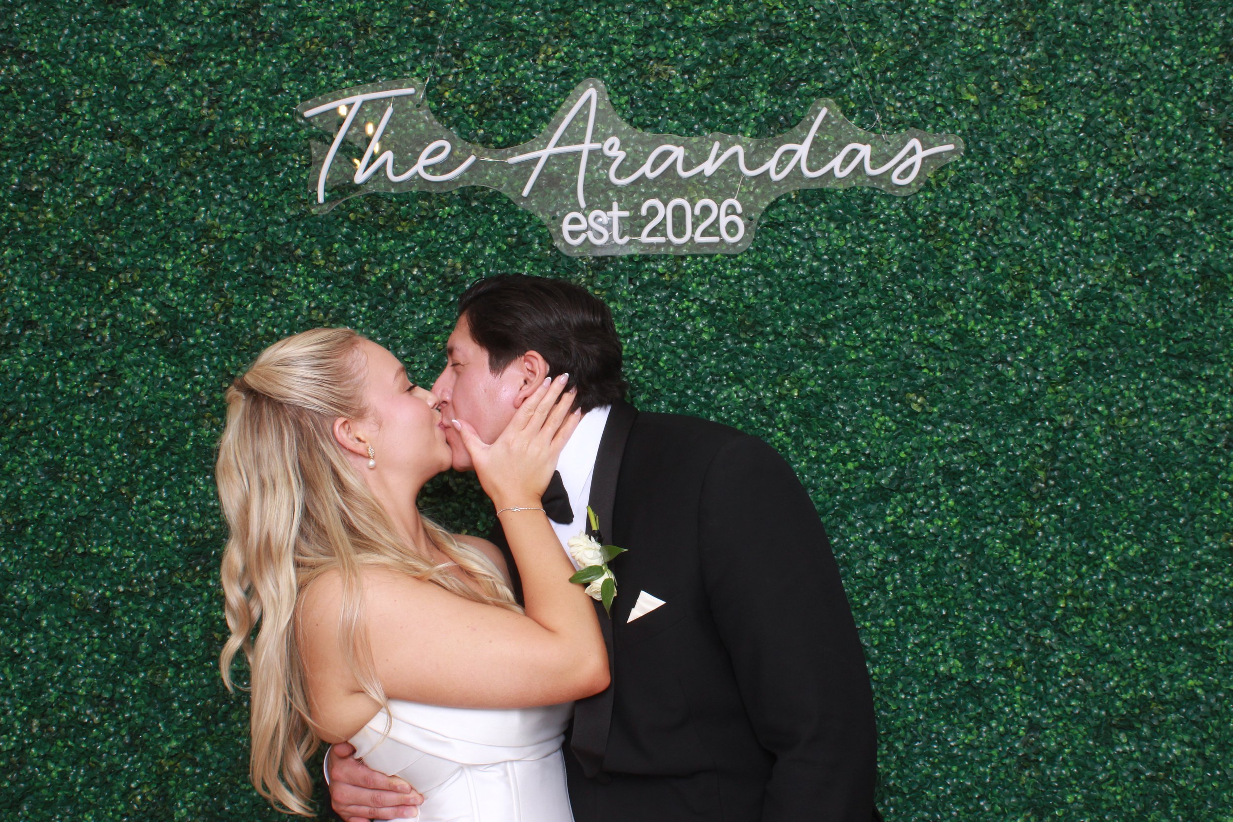 ANNA &amp; JONATHON