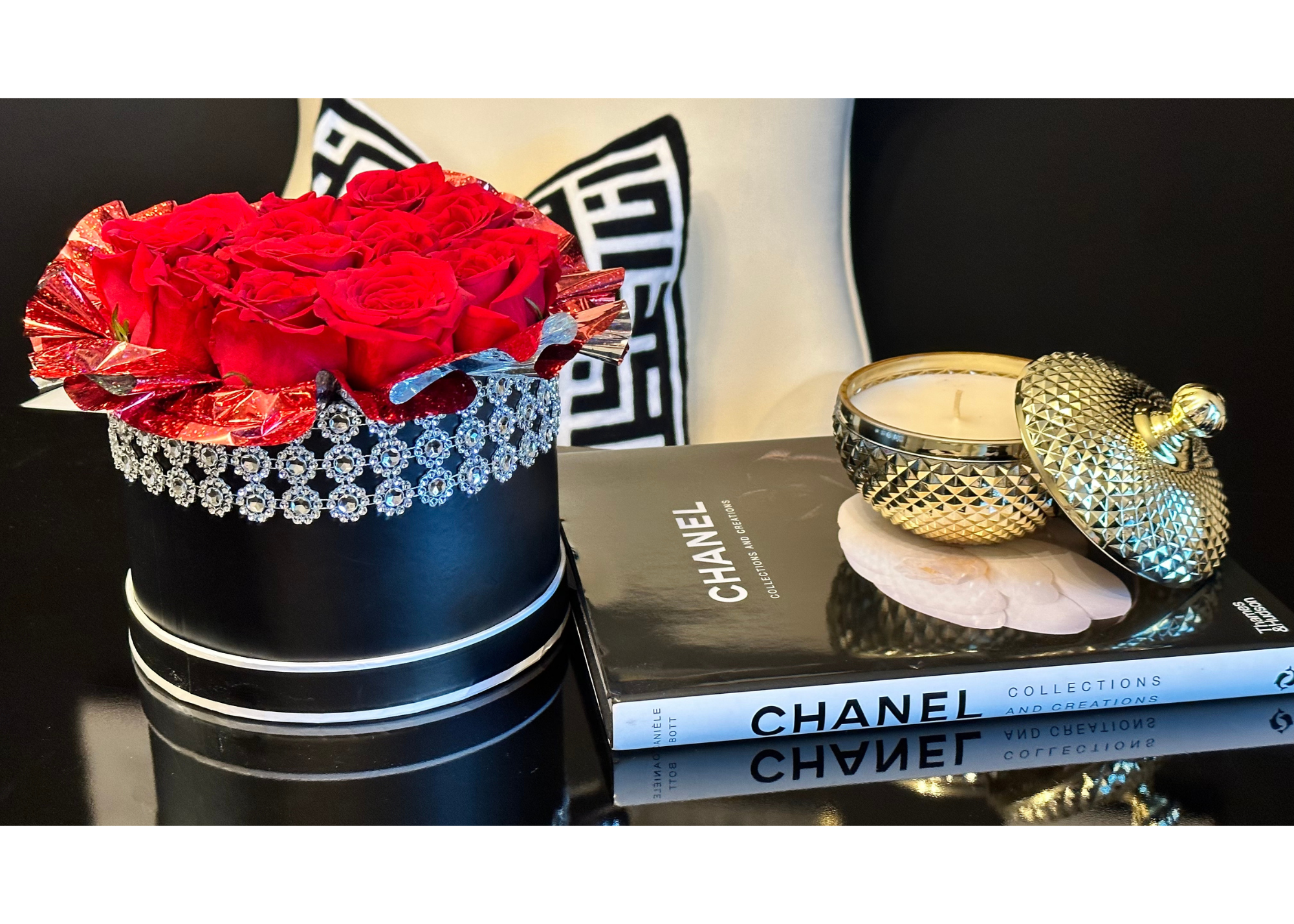Premium Fresh Rose Gift Box (black with white trim) — Ava Ari Design Co.