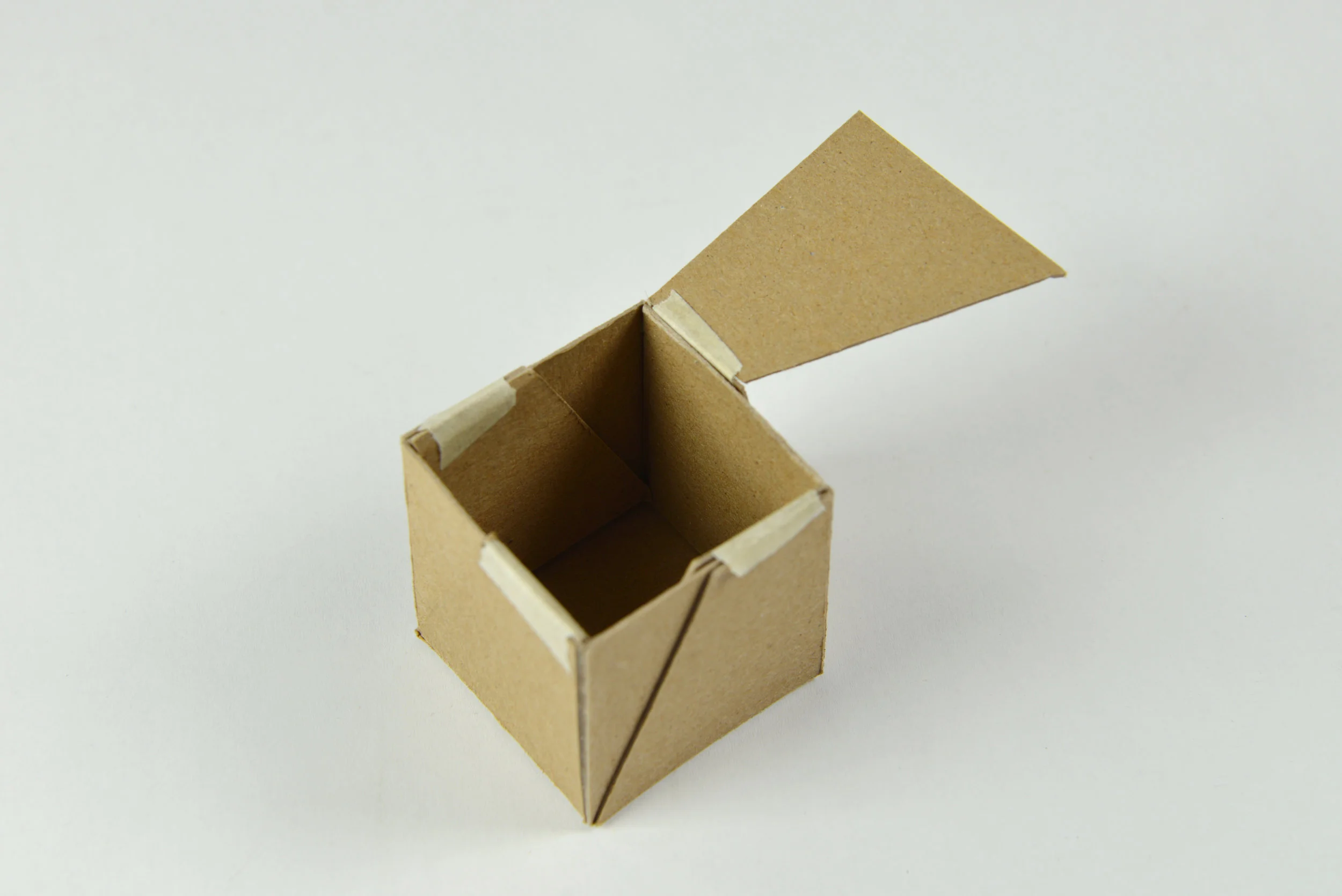 Cardboard Stool Small-Scale Prototype (2016)
